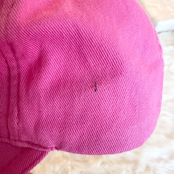 Hello Kitty Bundle - HK Girls Pink Hat, Mini Coin Pouch and Keycap. - Picture 7 of 15